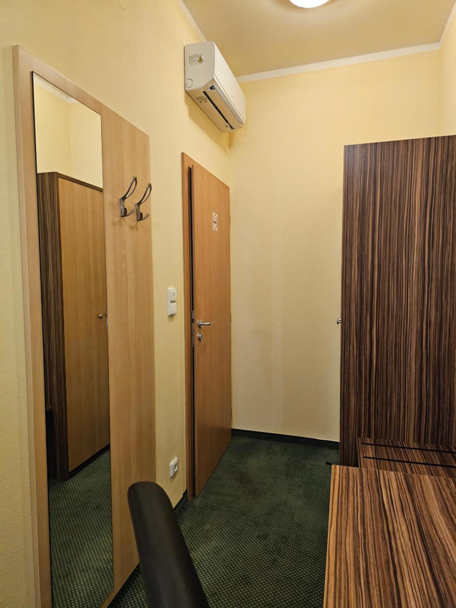 Hotel U Divadla Znojmo Exterior foto